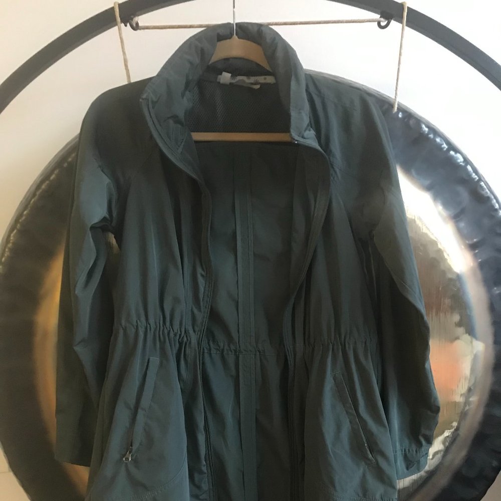 Athleta Drip Drop Jacket XXS Khaki